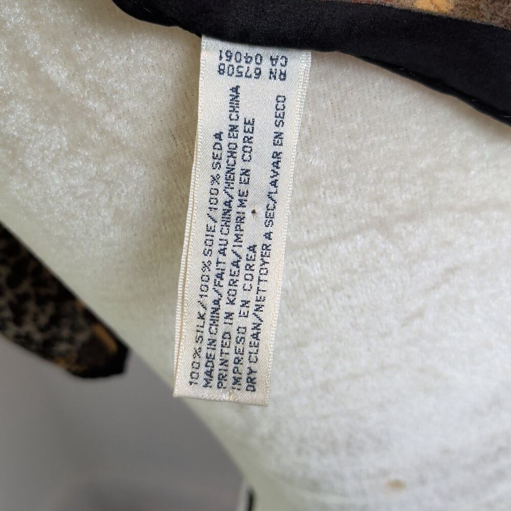 Vtg Anne Klein 100% Silk Scarf Animal Print Elegant Classic Square - Picture 6 of 6